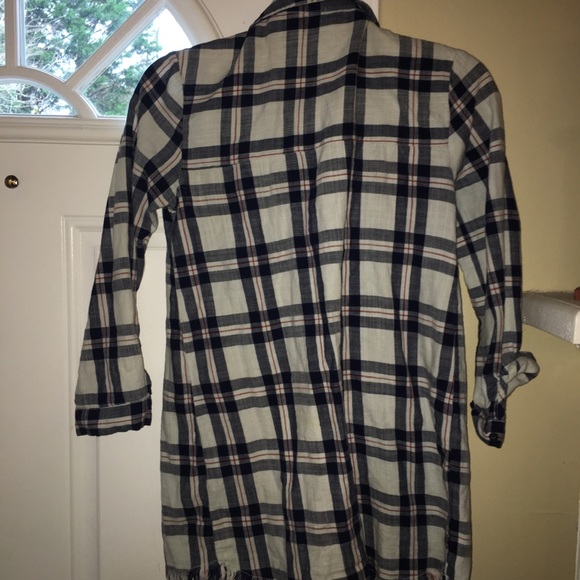 Shirt - Picture 2 of 2